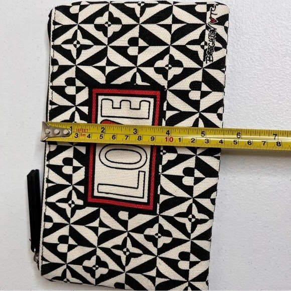 Brighton Jewelry Makeup Heavy Canvas Zipper Top LOVE Pouch Bag 9 X 5.5 Hearts - Picture 7 of 8